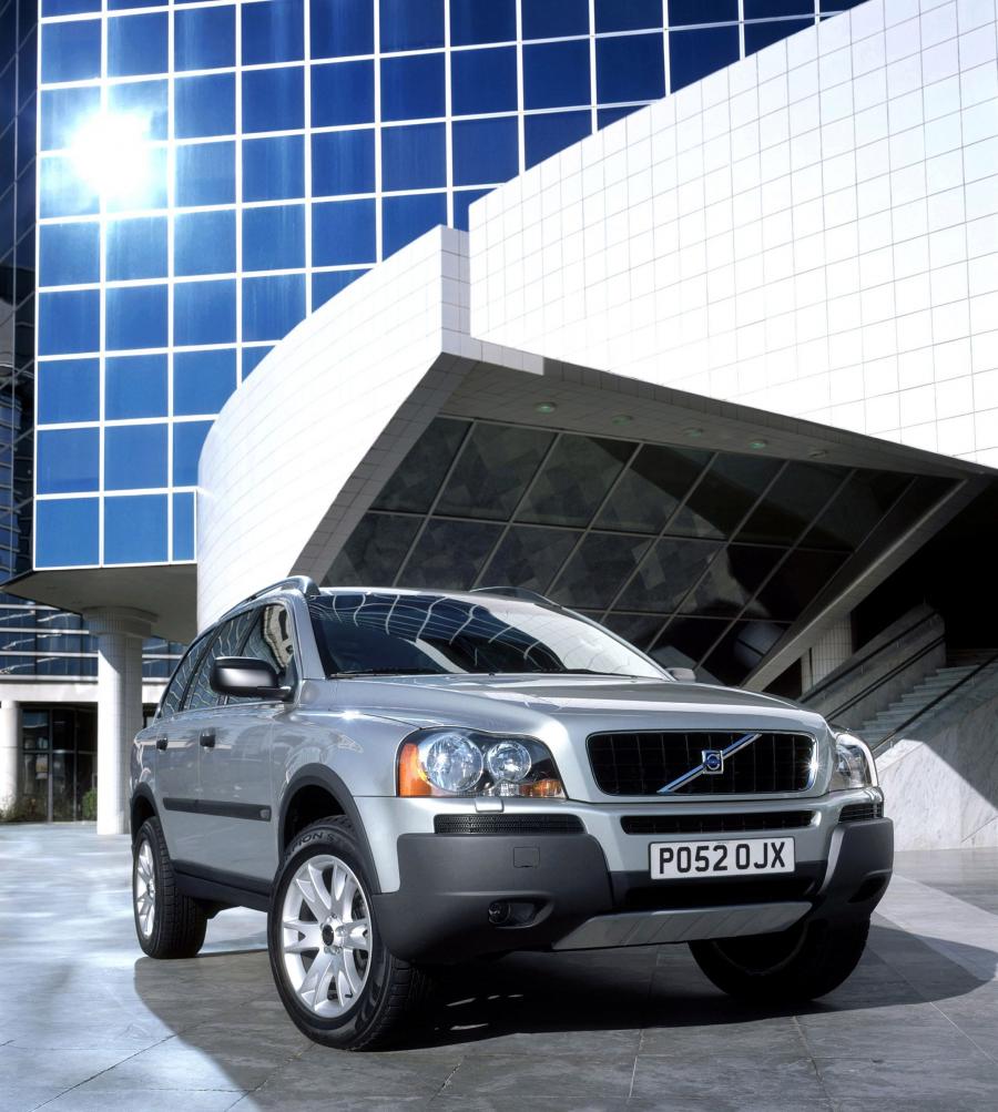  Volvo XC90 2002 года  (фото 3 из 34)